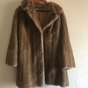 Tissavel France fur coat 100% acrylic  size L